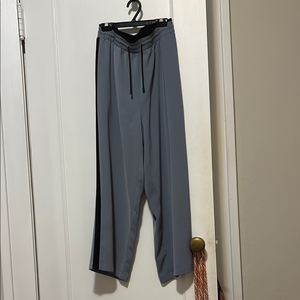 Oak + Fort dress pant with contrast side stripe and drawstring